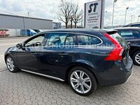 Gebraucht Volvo V60 Summum 205 PS (150 kW) 2011 Grau Kombi