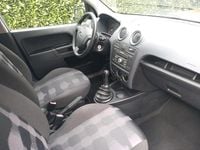 Second-hand Ford Fusion 80 CP (58 kW) 2006 Argintiu Hatchback