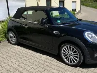 Używany Mini Cooper 136 KM (100 kW) 2018 Czarny Hatchback