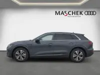 Gebraucht Audi Q8 e-tron Sport 250 kW (340 PS) 2023 Grau SUV