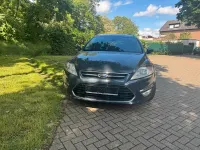 Gebraucht Ford Mondeo Titanium 140 PS (102 kW) 2014 Blau Kombi