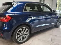 Gebraucht Audi A1 Sportback Advanced Plus 95 PS (69 kW) 2023 Blau metallic Kleinwagen