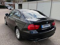 Second-hand BMW 318 143 CP (105 kW) 2009 Negru Berlinǎ