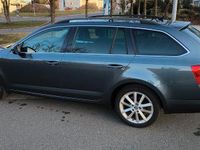 Gebraucht Skoda Octavia Elegance 150 PS (110 kW) 2014 Grau Kleinwagen