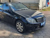 Gebraucht Mercedes C220 170 PS (125 kW) 2011 Obsidianschwarz  metalliclack Kombi