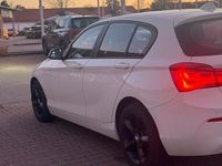 Gebraucht BMW 116 Advantage 116 PS (85 kW) 2015 Weiß Kleinwagen