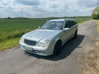 Używany Mercedes E280 190 KM (139 kW) 2005 Srebrny Kombi