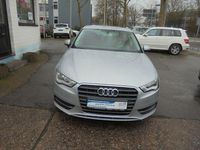 Gebraucht Audi A3 Attraction 150 PS (110 kW) 2015 Silber Limousine