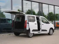 Neu Fiat Doblò 131 PS (96 kW) 2026 Weiß Van / Kleinbus