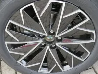 Neu Skoda Scala Tour 95 PS (69 kW) 2025 Grau (graphitegrau metallic) Kleinwagen