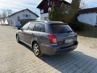 Gebraucht Toyota Avensis T2 177 PS (130 kW) 2008 Grau Kombi