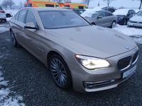 Gebraucht BMW 750 Sport Line 449 PS (330 kW) 2013 Beige Limousine