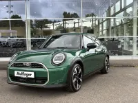 Gebraucht Mini Cooper Favoured 114 kW (156 PS) 2025 Britisch racing green iv (metallic) Kleinwagen