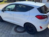 Gebraucht Ford Fiesta Titanium 125 PS (91 kW) 2022 Weiß Kleinwagen