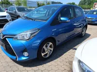 Gebraucht Toyota Yaris Hybrid Edition-S 75 PS (55 kW) 2016 Blau Limousine