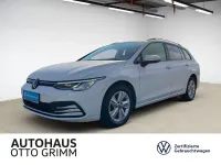 Gebraucht VW Golf VIII Life 150 PS (110 kW) 2022 Weiß Kombi