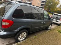 Gebraucht Chrysler Voyager 180 PS (132 kW) 2001 Grau Van / Kleinbus