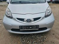Gebraucht Toyota Aygo 68 PS (50 kW) 2007 Grau Kleinwagen