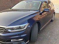 Gebraucht VW Passat Highline 190 PS (139 kW) 2015 Blau Kombi