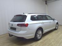 Gebraucht VW Passat Business 150 PS (110 kW) 2022 Weiss Kombi