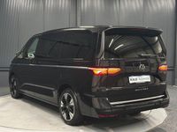 Gebraucht VW Multivan Style 150 PS (110 kW) 2024 Schwarz Van