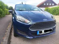 Gebraucht Ford Fiesta Ambiente 60 PS (44 kW) 2014 Blau Kleinwagen