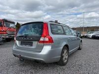Gebraucht Volvo V70 181 PS (133 kW) 2015 Silber Kombi