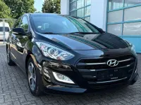 Gebraucht Hyundai i30 101 PS (74 kW) 2017 Schwarz Limousine