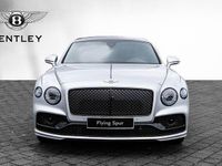 Gebraucht Bentley Flying Spur 551 PS (405 kW) 2024 Silber Limousine