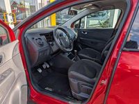 Gebraucht Renault Captur Collection 131 PS (96 kW) 2019 Rot (rot nnp + schwarz gne) SUV