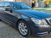 Gebraucht Mercedes E300 231 PS (169 kW) 2011 Grau Kombi