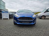 Gebraucht Ford Fiesta Trend 82 PS (60 kW) 2016 Blau Limousine