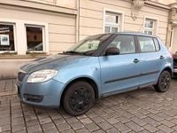 Gebraucht Skoda Fabia 60 PS (44 kW) 2009 Blau Kleinwagen