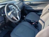 Gebraucht Hyundai i20 Edition+ 77 PS (56 kW) 2010 Schwarz Kleinwagen