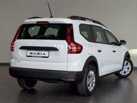 Gebraucht Dacia Jogger Essentiel 101 PS (74 kW) 2024 Weiß Van / Kleinbus