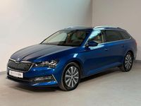 Gebraucht Skoda Superb Style 218 PS (160 kW) 2022 Blau Kombi