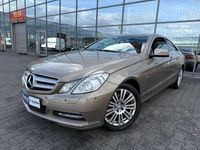 Gebraucht Mercedes E200 184 PS (135 kW) 2011 Beige Coupé