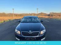 Gebraucht Skoda Octavia Elegance 140 PS (102 kW) 2015 Schwarz Kleinwagen
