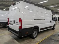 Gebraucht Peugeot Boxer 179 PS (131 kW) 2025 Weiß Van