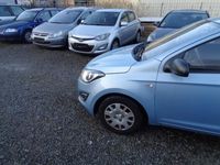 Gebraucht Hyundai i20 86 PS (63 kW) 2013 Blau Kleinwagen