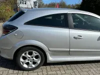 Używany Opel Astra 125 KM (91 kW) 2005 Srebrny Coupe