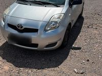Gebraucht Toyota Yaris 2010 Grau Kleinwagen