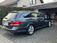 Gebraucht Mercedes E220 AMG line 170 PS (125 kW) 2013 Grau Kombi