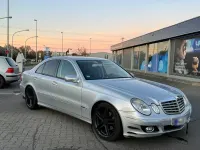 Gebraucht Mercedes E320 224 PS (164 kW) 2006 Silber Limousine