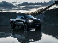 Gebraucht Dodge Ram 401 PS (294 kW) 2022 Schwarz metallic Pickup