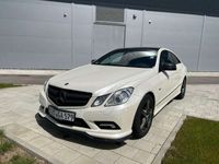 gebraucht Mercedes E220 E220 CDI DPF Coupe BlueEFFICIENCY Automatik Avant