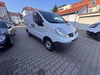 Gebraucht Renault Trafic 114 PS (83 kW) 2011 Weiß Van / Kleinbus