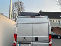 Gebraucht Peugeot Boxer 131 PS (96 kW) 2017 Silber Van