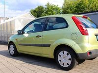 Gebraucht Ford Fiesta 60 PS (44 kW) 2006 Gelb Kleinwagen