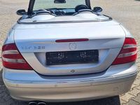Gebraucht Mercedes CLK320 AMG 218 PS (160 kW) 2003 Silber Cabrio